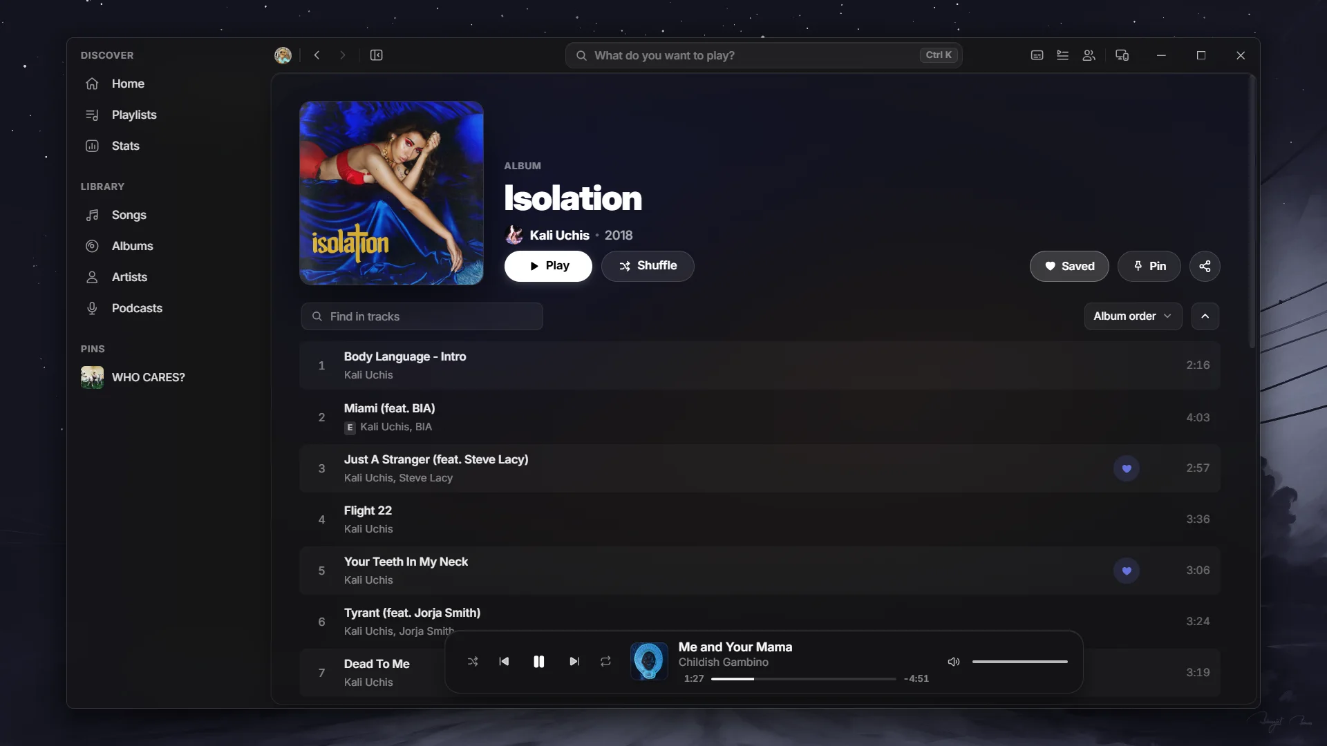 Musique showing an album and the library sidebar
